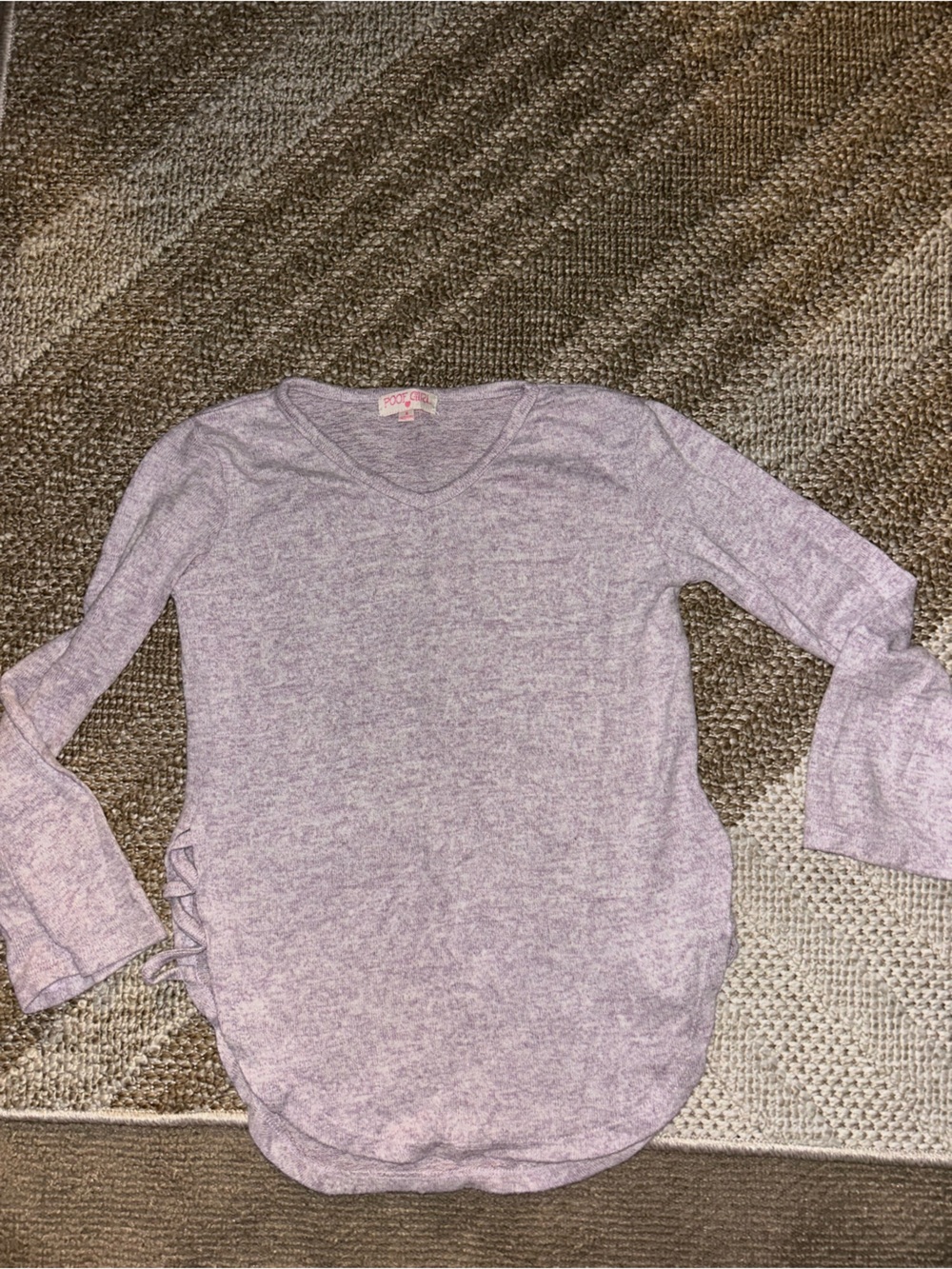Girls' Long Sleeve V-Neck Tee in Heather Lavender